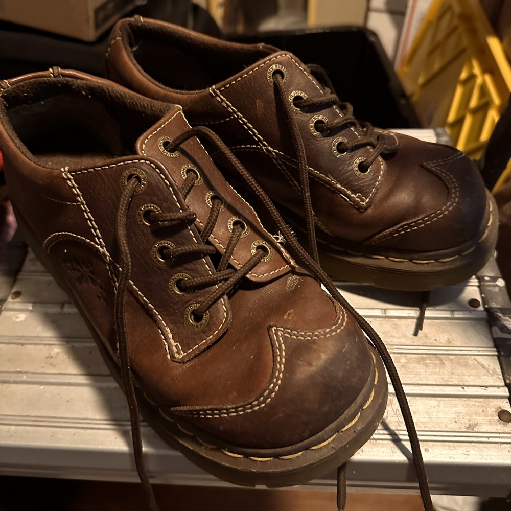 - Vintage Dr.Marten Shoes Chunky boots